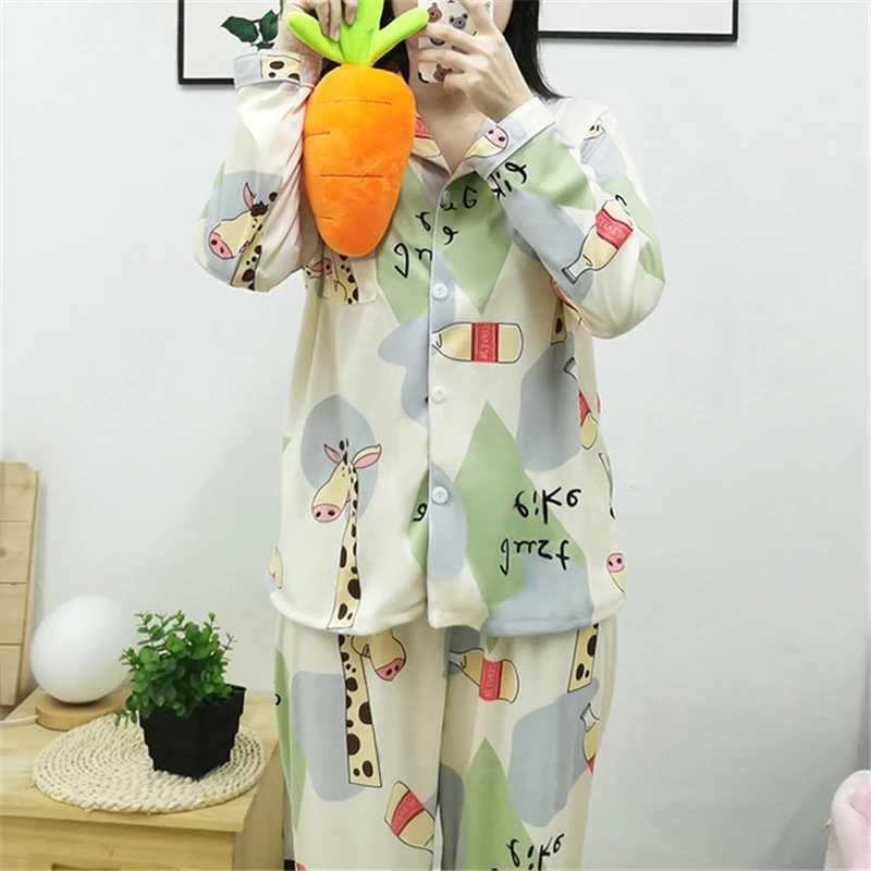 Women's Cartoon Casual Cardigan Pajamas Two-piece Long Sleeve Trousers Lapel Loose Homewear Comfortable Breathable Suit
Women's Cartoon Casual Cardigan Pajamas Two-piece Long Sleeve Trousers Lapel Loose Homewear Comfortable Breathable Suit
