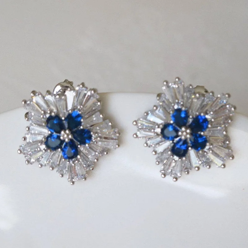 Bohemia 925 Sterling Silver 2CM Blue Snowflake Gemstone Stud Earrings Vintage Party Fine Jewelry Wholesale Drop Shipping
Bohemia 925 Sterling Silver 2CM Blue Snowflake Gemstone Stud Earrings Vintage Party Fine Jewelry Wholesale Drop Shipping