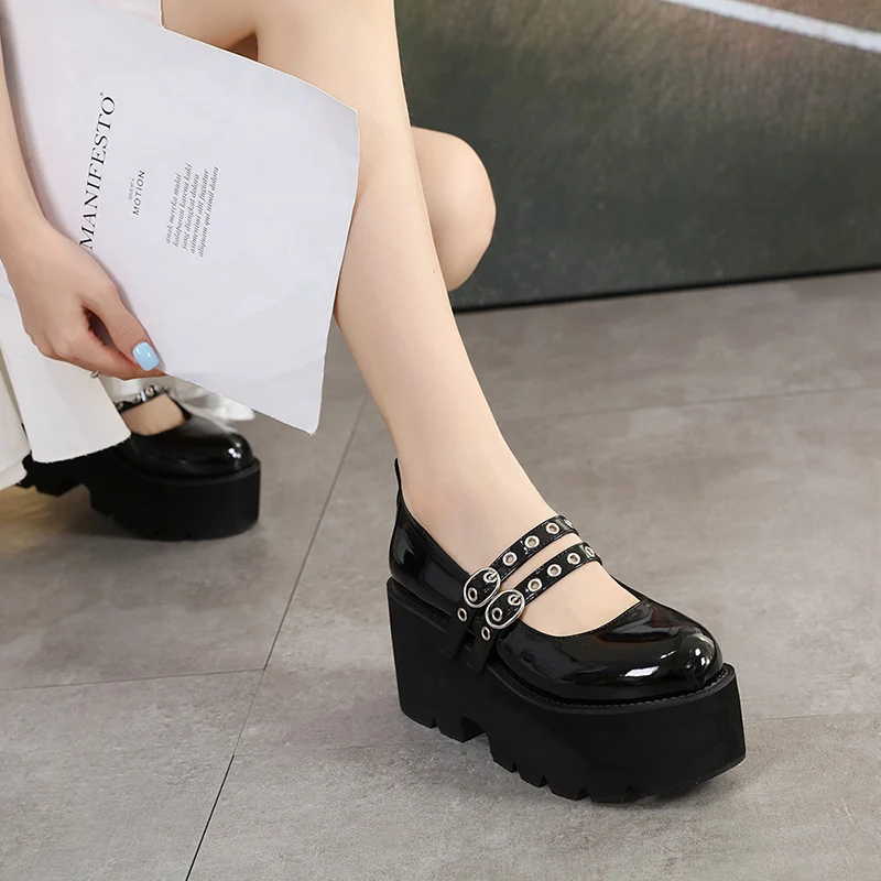 Fall Shoes Women Japanese Style Vintage Soft Sister Girls High Heels Waterproof Platform College Student Cosplay Costume Shoes
Fall Shoes Women Japanese Style Vintage Soft Sister Girls High Heels Waterproof Platform College Student Cosplay Costume Shoes