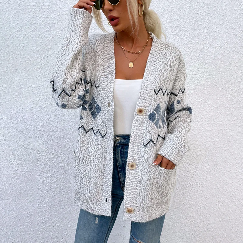 Autumn Winter New European American Christmas Snowflake Knitted Cardigan Single-breasted Pocket Sweater for Women
Autumn Winter New European American Christmas Snowflake Knitted Cardigan Single-breasted Pocket Sweater for Women