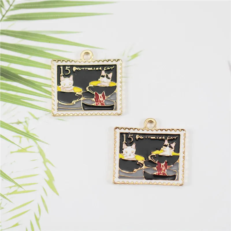 10pcs Cute sticking cat pendant Square stamp enamel Charm DIY accessories of earring apparel Ear Studs tag Jewelry handmade
10pcs Cute sticking cat pendant Square stamp enamel Charm DIY accessories of earring apparel Ear Studs tag Jewelry handmade