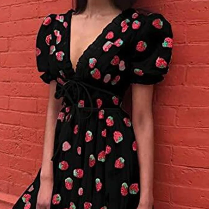 YLDSGS Sexy V-Neck Belt Strawberry Hot Stamping Short Sleeve Party Mid-Length Dress Net Yarn Summer New Women'S Clothing
YLDSGS Sexy V-Neck Belt Strawberry Hot Stamping Short Sleeve Party Mid-Length Dress Net Yarn Summer New Women'S Clothing