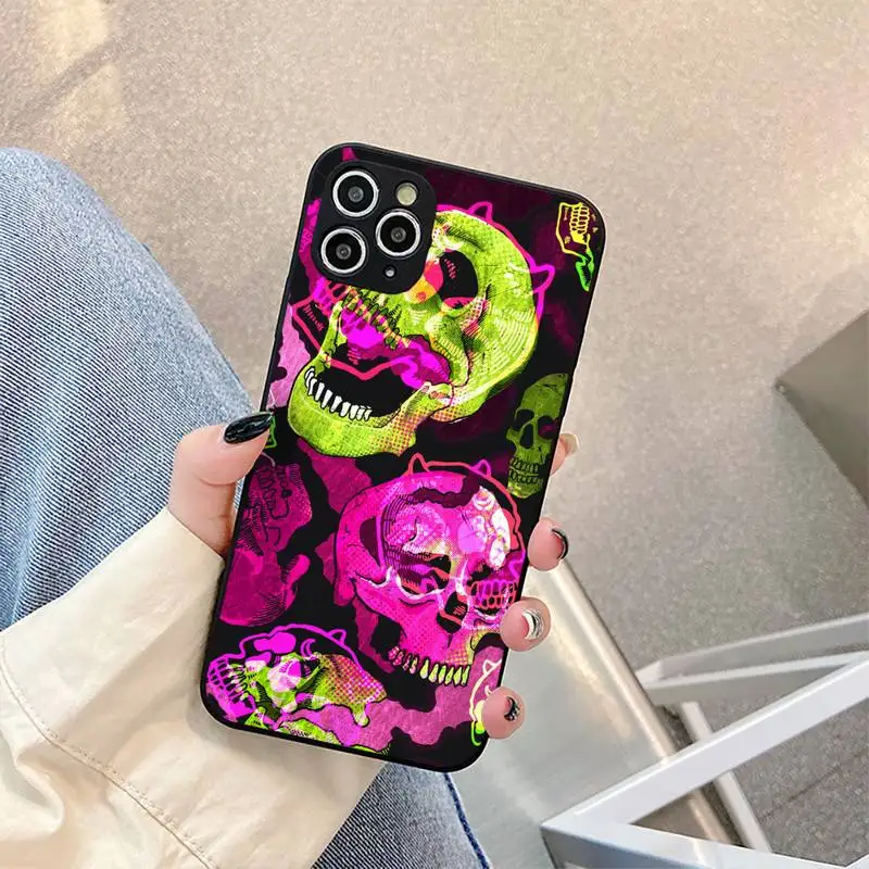 Skull Rose Phone Case For iPhone 5 5s se 6 6s 6spluse 7 7plus 8 x xr xs 11 12 Cover Fundas Coque 
Skull Rose Phone Case For iPhone 5 5s se 6 6s 6spluse 7 7plus 8 x xr xs 11 12 Cover Fundas Coque