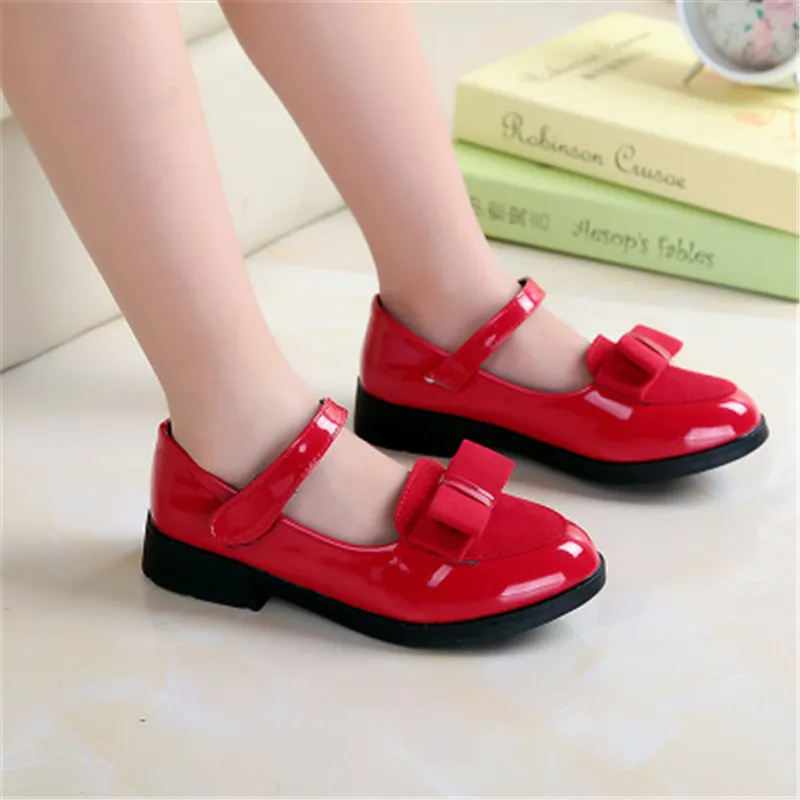 Xiaying Smile Autumn 2019 girls' single leather shoes low heel non slip female students dance leather shoes princess shoes P06
Xiaying Smile Autumn 2019 girls' single leather shoes low heel non slip female students dance leather shoes princess shoes P06