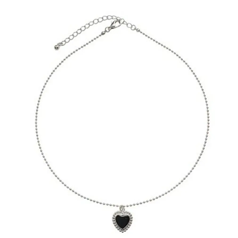 Black Heart Necklace French Metal Love Clavicle Chain Korean Simple Female Short Female Short Pendant For Women
Black Heart Necklace French Metal Love Clavicle Chain Korean Simple Female Short Female Short Pendant For Women