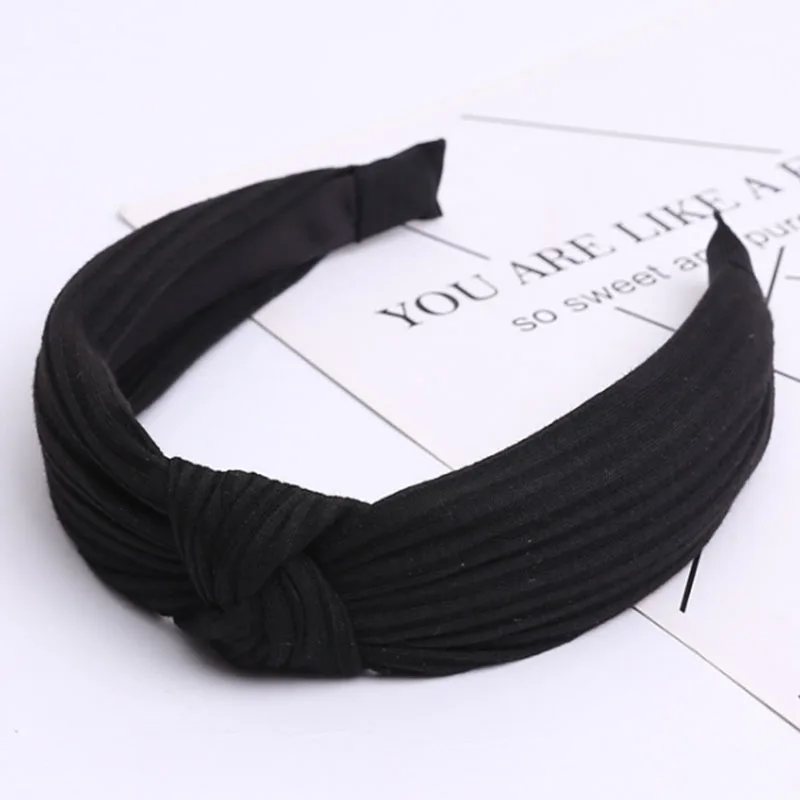Women's Hairband Knitted Cross Knotted Head Hoop Hair Accessories Fashion DIY Turban Solid Headwear
Women's Hairband Knitted Cross Knotted Head Hoop Hair Accessories Fashion DIY Turban Solid Headwear