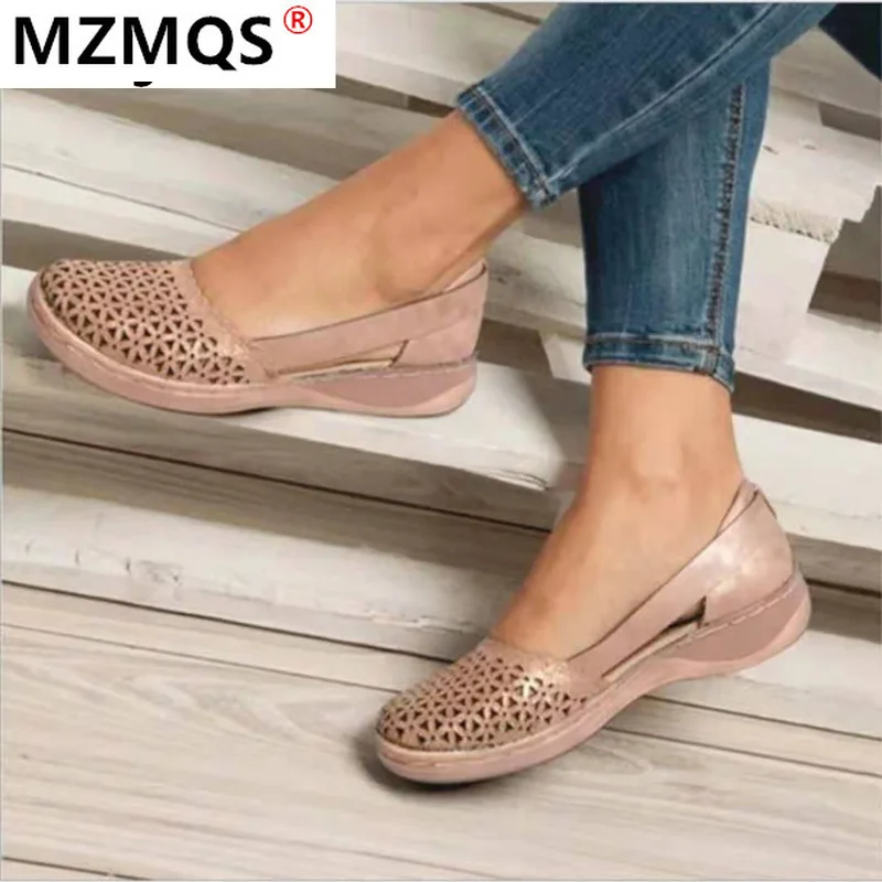 2021 Summer New FashionRound Head Women's Sandals Set Foot Women's Casual Low Heel Sandals Comfortable Outdoor Beach Sandals
2021 Summer New FashionRound Head Women's Sandals Set Foot Women's Casual Low Heel Sandals Comfortable Outdoor Beach Sandals