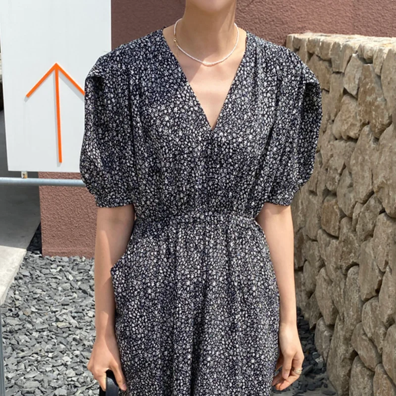Korejpaa Women Dress 2021 Summer Korean Chic Sweet Print Age Reduced V Neck Floral Drawstring Lace Up Waist Pocket Long Dresses
Korejpaa Women Dress 2021 Summer Korean Chic Sweet Print Age Reduced V Neck Floral Drawstring Lace Up Waist Pocket Long Dresses