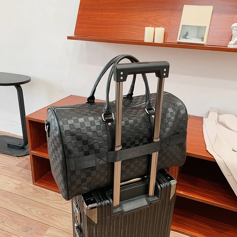 Luxury Travel Bags for Women Famous Designer Men Duffle Bag Female Large Totes Pu Leather Carry on Hand Crossbody Sac Travelling
Luxury Travel Bags for Women Famous Designer Men Duffle Bag Female Large Totes Pu Leather Carry on Hand Crossbody Sac Travelling