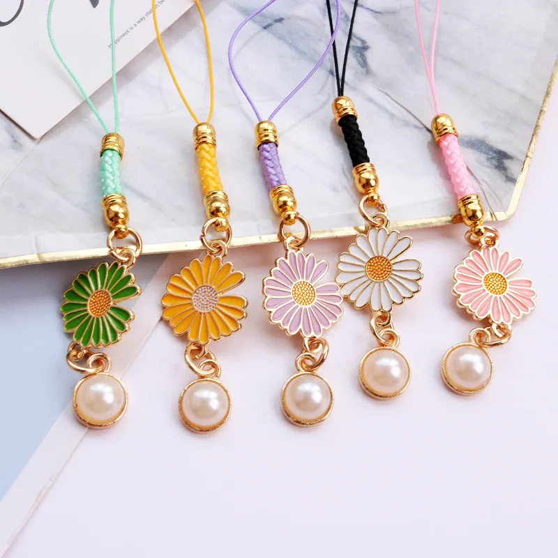 2021 Wholesale Daisy Bags Hang Small Pure Flowers Faux Pearl Pretty Key Chain Keyrings Pendant Short Rope
2021 Wholesale Daisy Bags Hang Small Pure Flowers Faux Pearl Pretty Key Chain Keyrings Pendant Short Rope