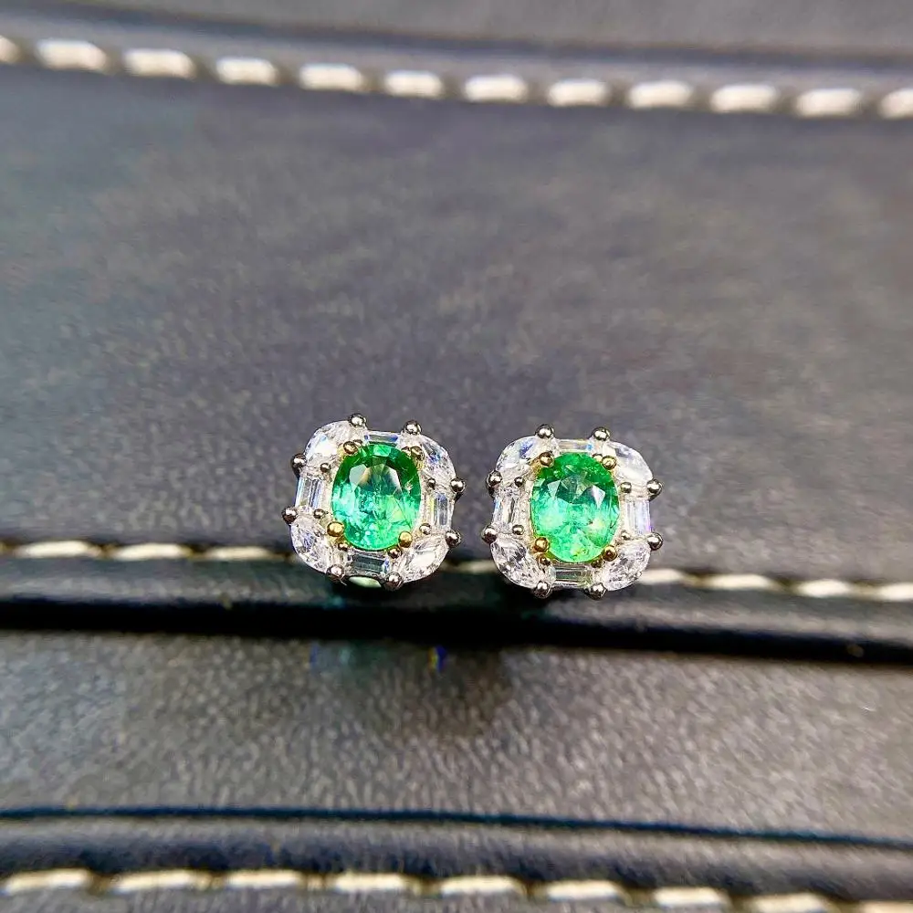 SHILOVEM 925 sterling silver Natural Emerald stud earrings classic fine Jewelry women wedding wholesale 4*5mm jce0405968agml
SHILOVEM 925 sterling silver Natural Emerald stud earrings classic fine Jewelry women wedding wholesale 4*5mm jce0405968agml