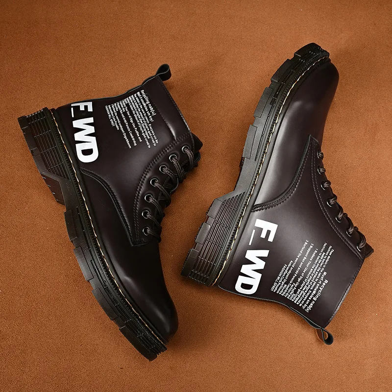 Новинка 2020, Корейская версия, модная рабочая обувь в британском стиле, повседневные кожаные ботинки с высоким берцем 
Новинка 2020, Корейская версия, модная рабочая обувь в британском стиле, повседневные кожаные ботинки с высоким берцем