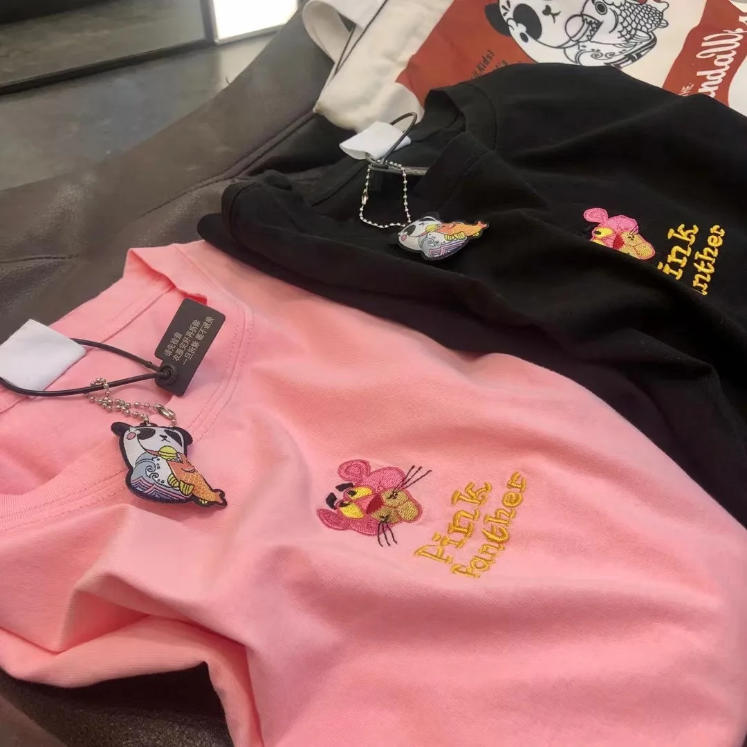 2021 Summer Female New Korean Fashion Cartoon Embroidered T-shirt Women's Simple Loose Short-Sleeved Tops O-neck Pullover Tees
2021 Summer Female New Korean Fashion Cartoon Embroidered T-shirt Women's Simple Loose Short-Sleeved Tops O-neck Pullover Tees