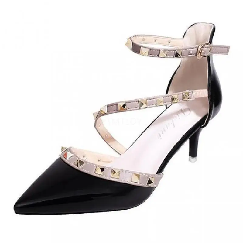 Women's Shoes 2021 Summer Sandals Pointed Patent Leather Buckle Thick With Heel Wild Zapatos De Mujer Plataforma
Women's Shoes 2021 Summer Sandals Pointed Patent Leather Buckle Thick With Heel Wild Zapatos De Mujer Plataforma