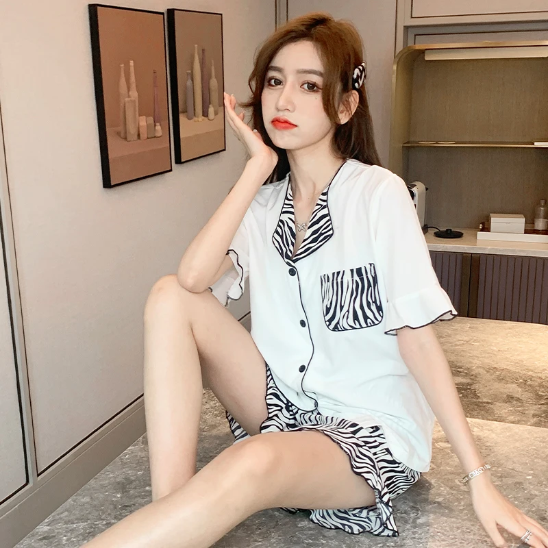Pink Leopard Pajama Women's Pajamas Set New Fashion Sleepwear Cotton Leisure Home Clothes 2021 Summer Nightwear Femme Pyjamas
Pink Leopard Pajama Women's Pajamas Set New Fashion Sleepwear Cotton Leisure Home Clothes 2021 Summer Nightwear Femme Pyjamas