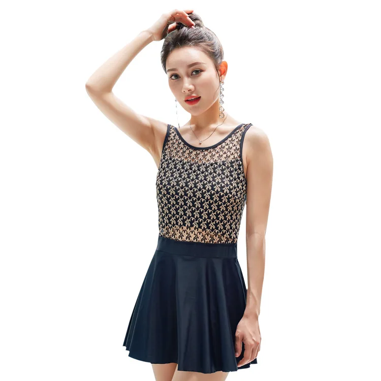 One-piece swimsuit women's conservative skirt-style belly-covering slim swimsuit with small breasts and backless hot spring
One-piece swimsuit women's conservative skirt-style belly-covering slim swimsuit with small breasts and backless hot spring