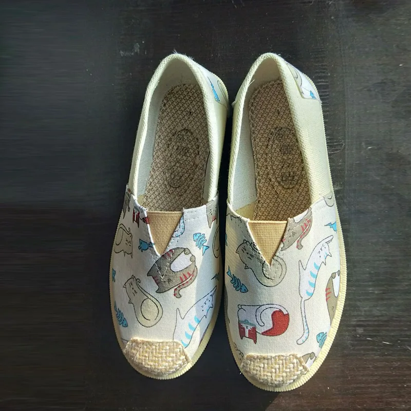 Women's leisure shoes spring new style one foot pedal women's shoes leisure outdoor outing shoes breathable canvas shoes
Women's leisure shoes spring new style one foot pedal women's shoes leisure outdoor outing shoes breathable canvas shoes