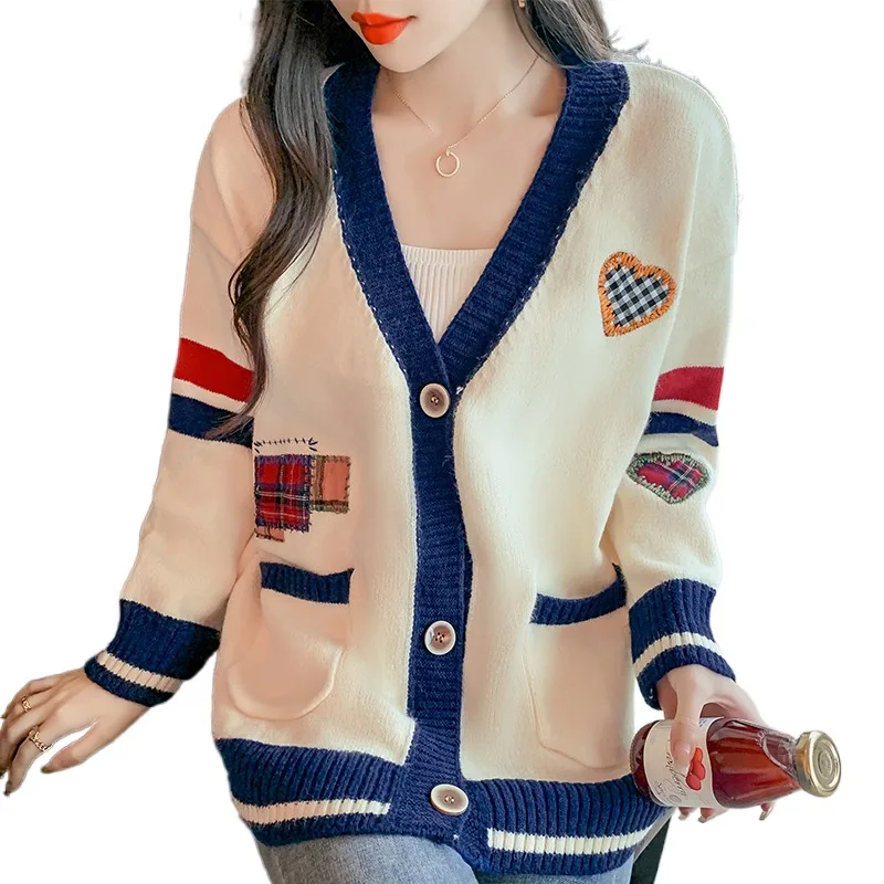 Женский свитер в стиле Харадзюку, Осенние Топы с длинным рукавом и карманами, кардиган оверсайз с вышивкой, зимние пальто, вязаная верхняя одежда, 2021
Женский свитер в стиле Харадзюку, Осенние Топы с длинным рукавом и карманами, кардиган оверсайз с вышивкой, зимние пальто, вязаная верхняя одежда, 2021