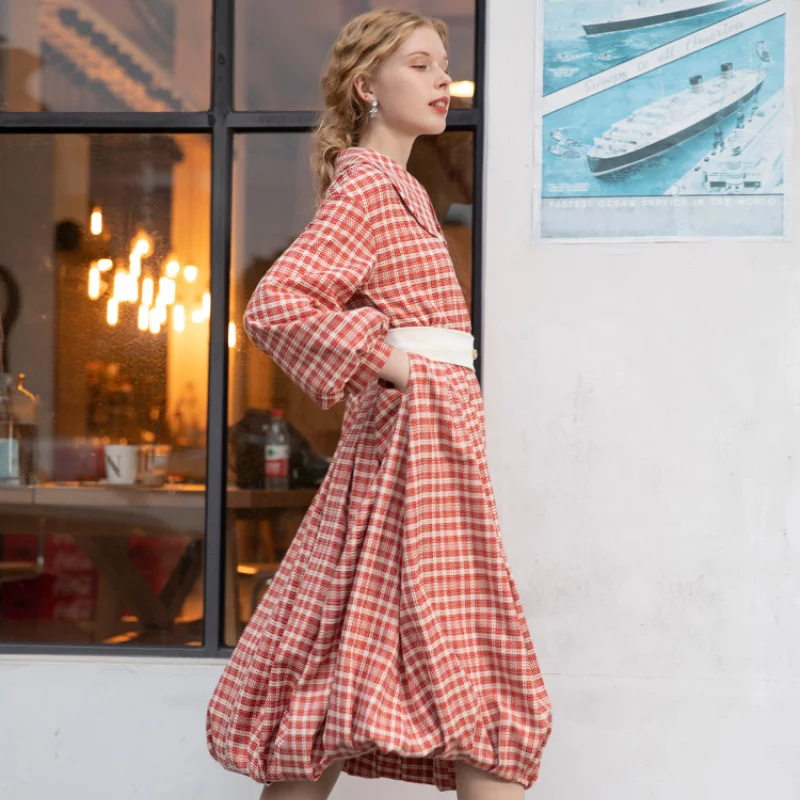 High-end Coffee Break French Dress Female Autumn and Winter Type A Retro Temperament Red Plaid Lantern Skirt New
High-end Coffee Break French Dress Female Autumn and Winter Type A Retro Temperament Red Plaid Lantern Skirt New