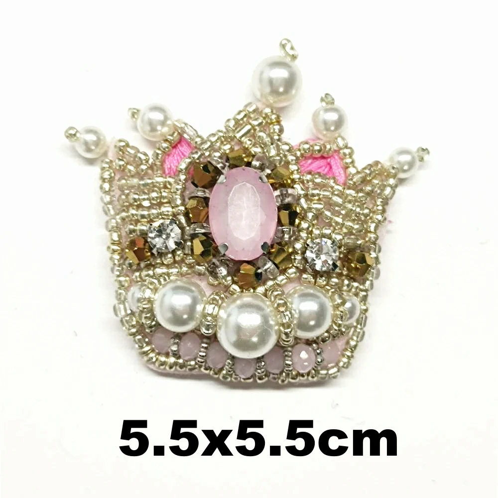 Accessory embroidery beaded love heart crown embroideried patches for clothing AZ-3326
Accessory embroidery beaded love heart crown embroideried patches for clothing AZ-3326
