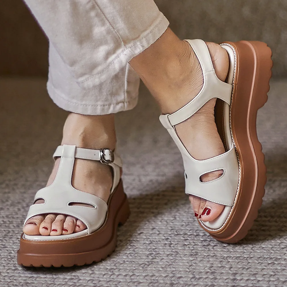 Women's genuine leather thick sole platform flats sandals t-strap hollow-out open toe summer casual punk female comfortable shoe
Women's genuine leather thick sole platform flats sandals t-strap hollow-out open toe summer casual punk female comfortable shoe
