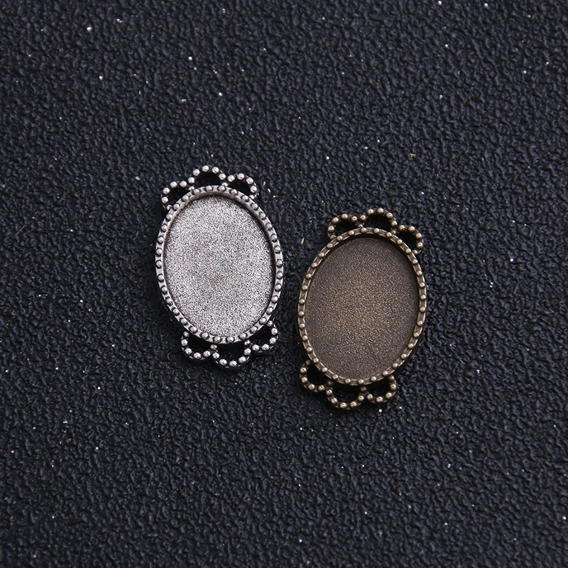 

8pcs/lot Antique /Bronze Metal Alloy Cameo Flower 13*18mm Dia Oval Diamond Cabochon Settings Jewelry Blank Charms