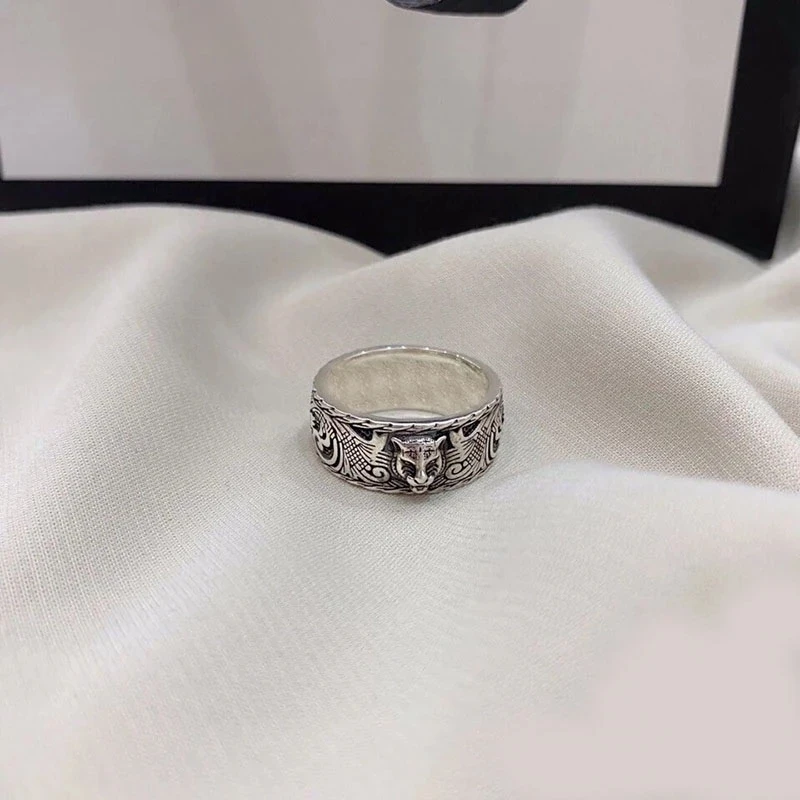 2021 trend luxury brand retro jewelry knuckle ring for couples men and women unisex silver large rings set men's rings
2021 trend luxury brand retro jewelry knuckle ring for couples men and women unisex silver large rings set men's rings