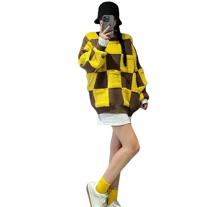 Женский осенне-зимний трикотажный джемпер с круглым вырезом и длинными рукавами
Женский осенне-зимний трикотажный джемпер с круглым вырезом и длинными рукавами