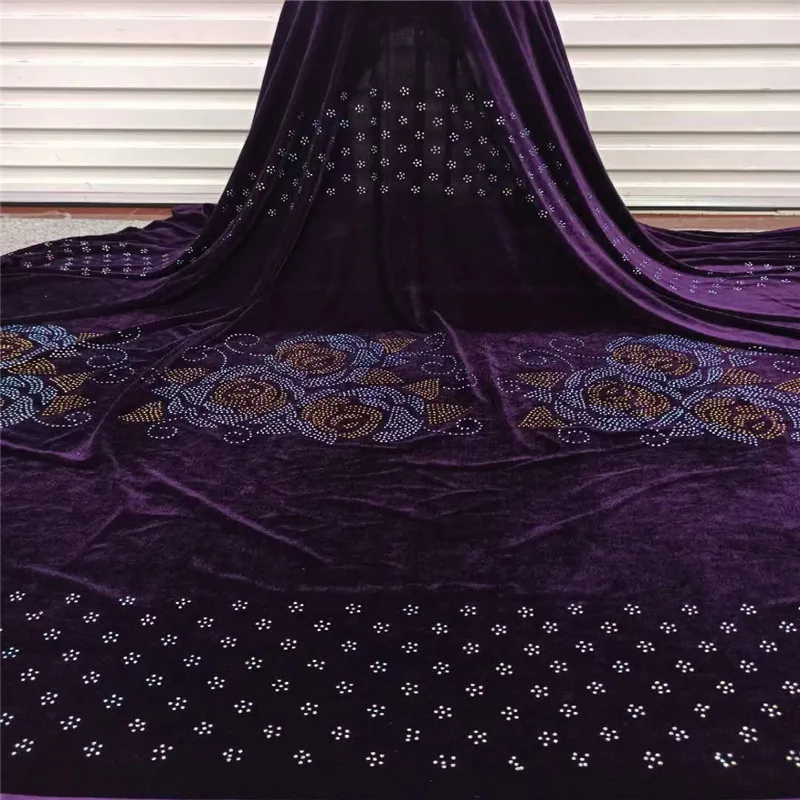Madison Fashion African Velvet Lace Fabric Embroidered Sequins Laces Fabrics for Nigerian Wedding Sewing Velvet Lace Fabric
Madison Fashion African Velvet Lace Fabric Embroidered Sequins Laces Fabrics for Nigerian Wedding Sewing Velvet Lace Fabric
