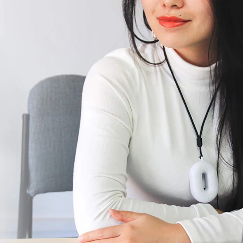 Personal Wearable Air Purifier Necklace Mini Portable USB Air Freshner Ionizer Negative Ion Generator Low Noise White
Personal Wearable Air Purifier Necklace Mini Portable USB Air Freshner Ionizer Negative Ion Generator Low Noise White