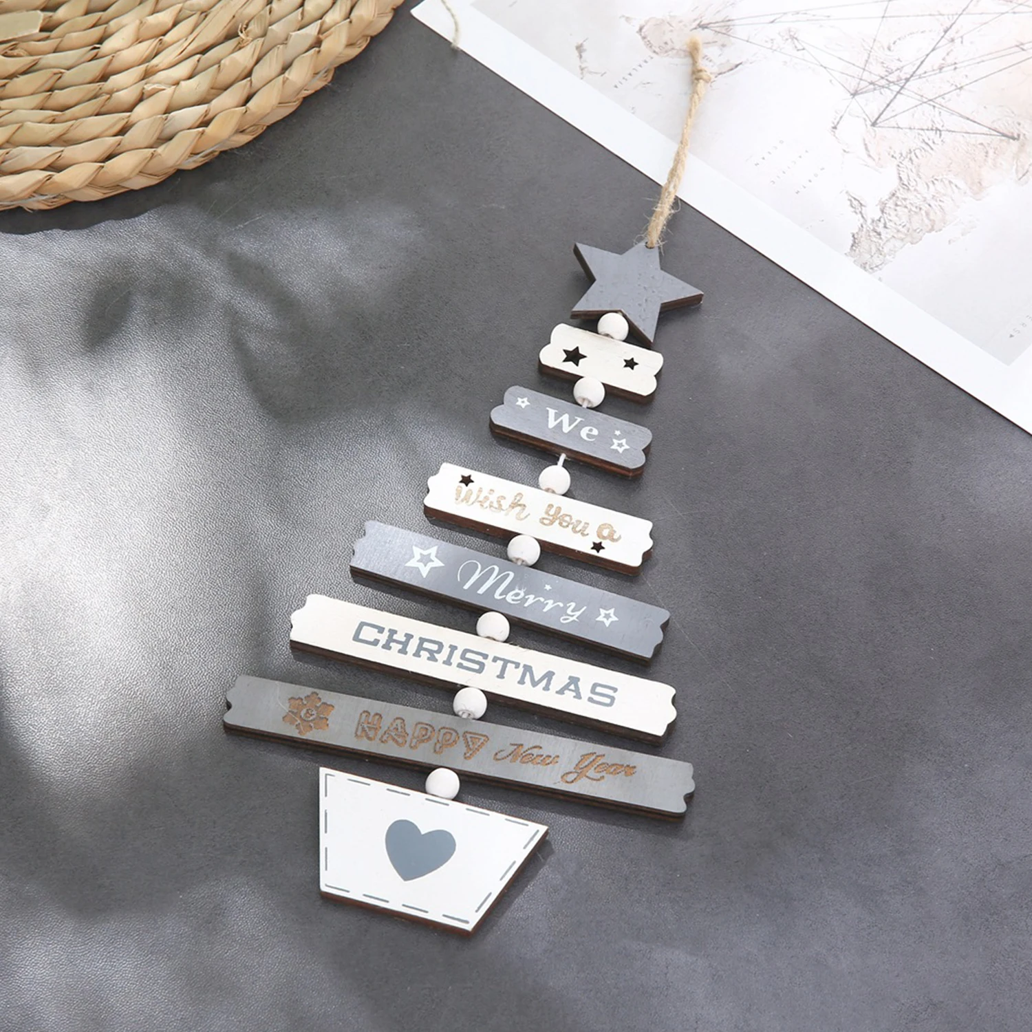 Christmas Tree Hanging Decoration Tree Shaped Ornament Thanksgiving Day Winter Ornament Xmas Tree Gift Holiday Festivals Decor
Christmas Tree Hanging Decoration Tree Shaped Ornament Thanksgiving Day Winter Ornament Xmas Tree Gift Holiday Festivals Decor