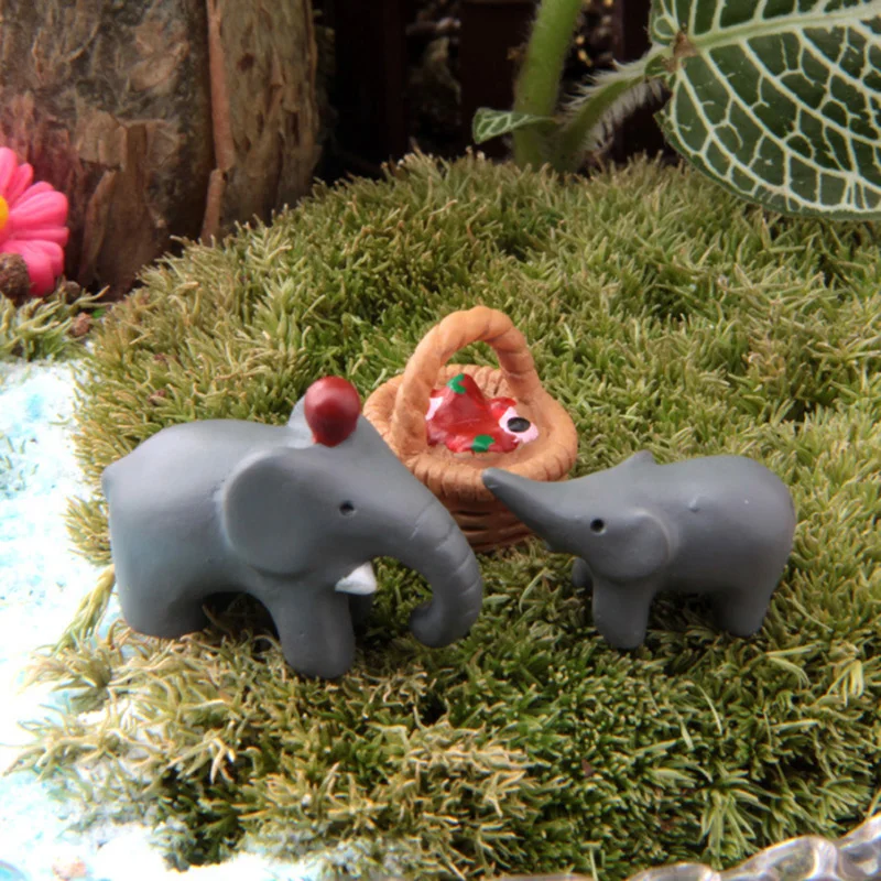 3pcs/set Mini Garden Elephant Basket Fairy Garden Miniatures Ornaments Moss Succulents Micro Landscape DIY Resin Decoration
3pcs/set Mini Garden Elephant Basket Fairy Garden Miniatures Ornaments Moss Succulents Micro Landscape DIY Resin Decoration