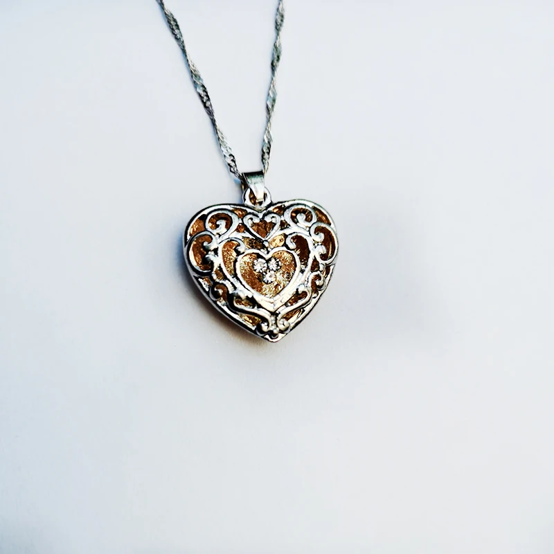 2021 New Women Necklace Projection Pendant Necklace For Women No Customizable Photos
2021 New Women Necklace Projection Pendant Necklace For Women No Customizable Photos