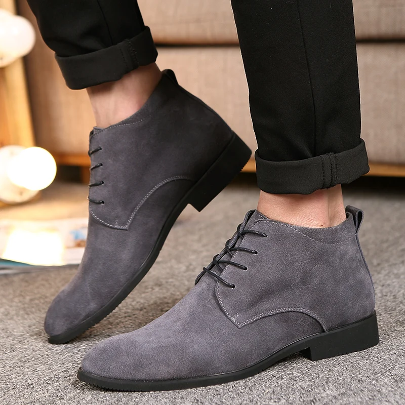Men Chelsea Boots plush wamr snow boots Black High Shoes Men Walking Shoes Wear Resistant winter ankle Boots men Botas de Hombre 
Men Chelsea Boots plush wamr snow boots Black High Shoes Men Walking Shoes Wear Resistant winter ankle Boots men Botas de Hombre