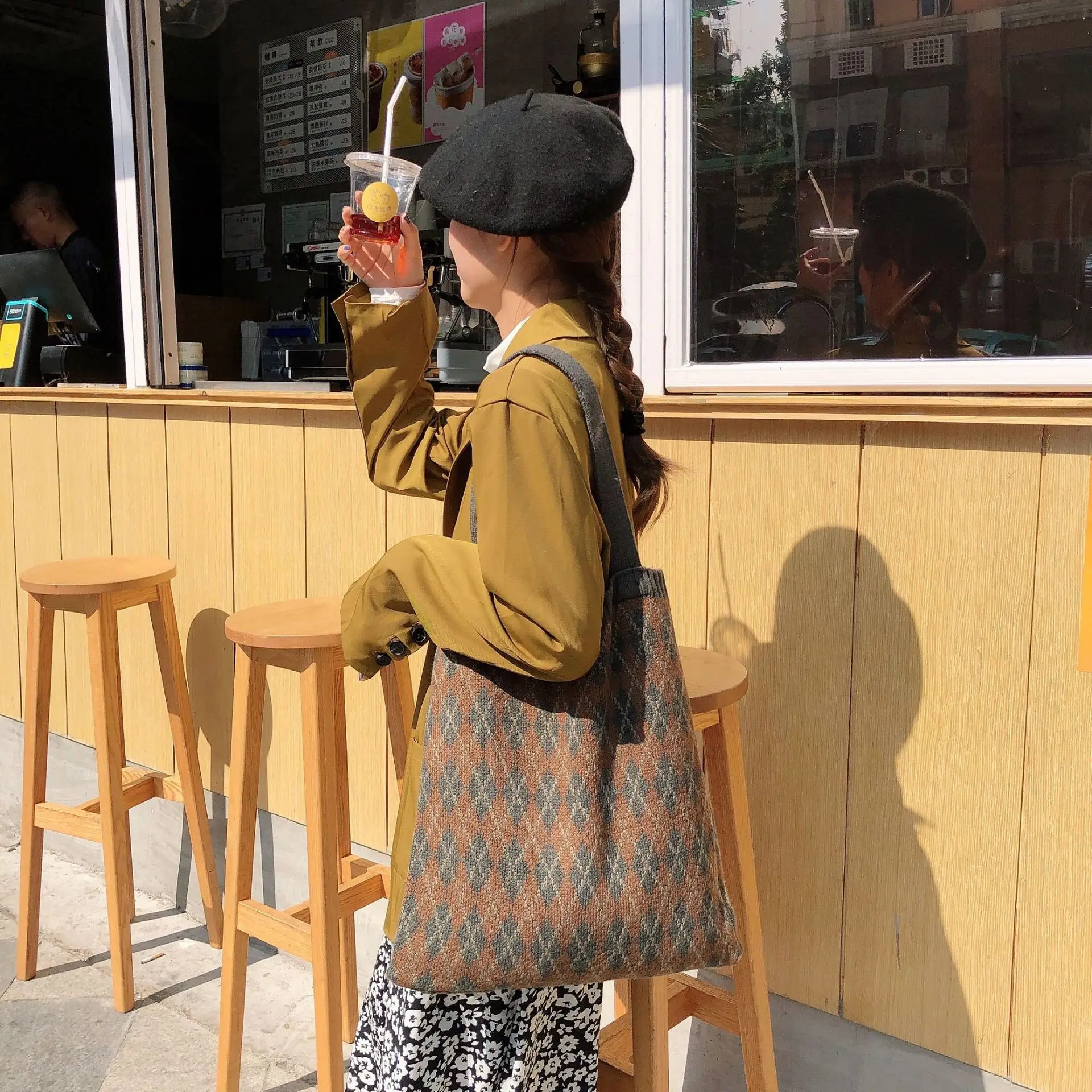 Lady Knitting Gypsy Bohemian Boho Chic Aztec Tote Bag Women Crochet Woolen Open Shopper Top-handle Bag 2021 Female Daily Handbag
Lady Knitting Gypsy Bohemian Boho Chic Aztec Tote Bag Women Crochet Woolen Open Shopper Top-handle Bag 2021 Female Daily Handbag