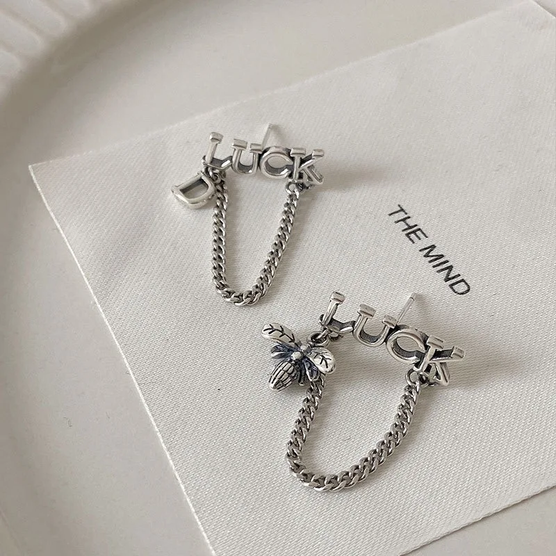 Korean Charm Tassel Lucky Letter MM Earrings for Women Fashion Long Drop Earring Hip Hop Party Jewelry Gift
Korean Charm Tassel Lucky Letter MM Earrings for Women Fashion Long Drop Earring Hip Hop Party Jewelry Gift