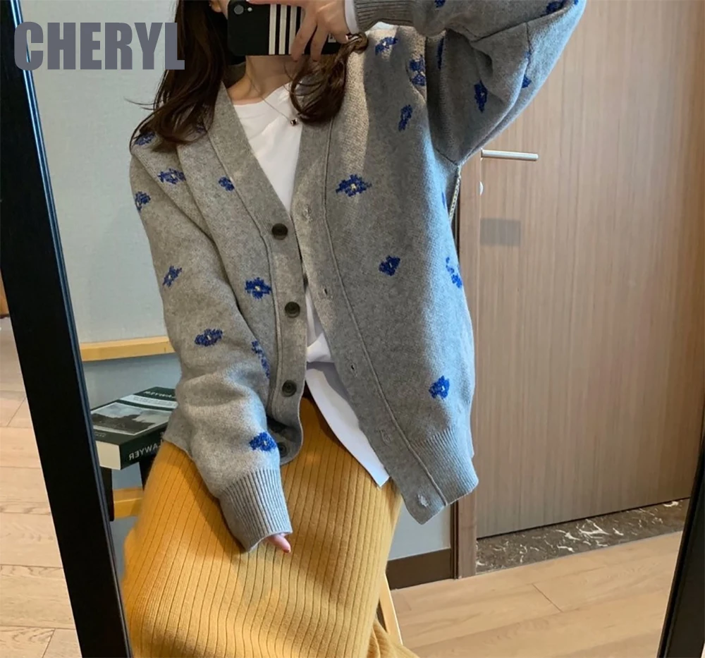Cardigan sweater for fall/winter 2021 new embroidery single-breasted V-neck knitted top long-sleeved printed jacket women
Cardigan sweater for fall/winter 2021 new embroidery single-breasted V-neck knitted top long-sleeved printed jacket women