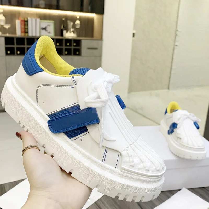 Brand Sneakers Ladies Round Toe Lace-Up Buckle Shoes Luxury Design Comfortable Casual Shoes Ladies Autumn Winter All-Match
Brand Sneakers Ladies Round Toe Lace-Up Buckle Shoes Luxury Design Comfortable Casual Shoes Ladies Autumn Winter All-Match