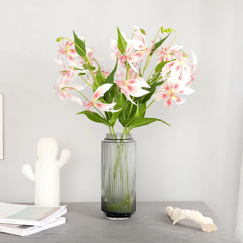 Single Branch 73cm Pink Flame Lily High Quality Diy Artificial Flower Home Decoration Wedding Carnival Party Flower Arrangement
Single Branch 73cm Pink Flame Lily High Quality Diy Artificial Flower Home Decoration Wedding Carnival Party Flower Arrangement