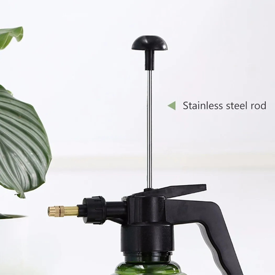 High Quality 1.5L Plastic Watering Spray Bottle Succulent Watering Can Home Gardening Spray Bottle
High Quality 1.5L Plastic Watering Spray Bottle Succulent Watering Can Home Gardening Spray Bottle