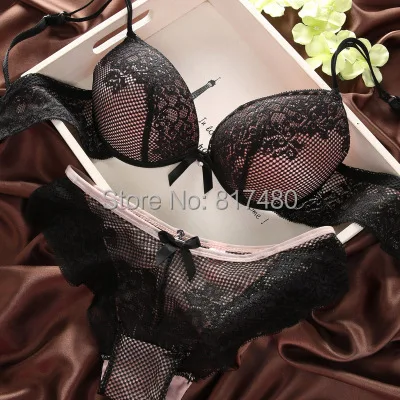 Fashion fashion lace sexy thin deep V-neck push up underwear hot-selling vintage solid color bra set
Fashion fashion lace sexy thin deep V-neck push up underwear hot-selling vintage solid color bra set