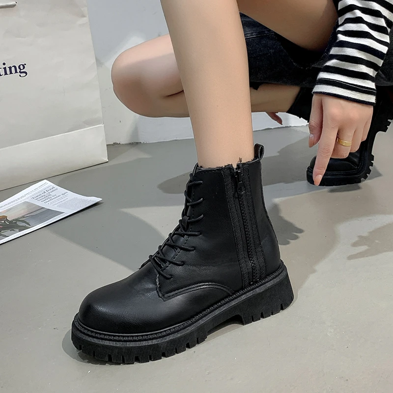 Shoes Boots Women New 2020 Booties Ladies Luxury Designer Winter Footwear Round Toe Lace Up Flat Heel Elegant Rock Med Fashion
Shoes Boots Women New 2020 Booties Ladies Luxury Designer Winter Footwear Round Toe Lace Up Flat Heel Elegant Rock Med Fashion