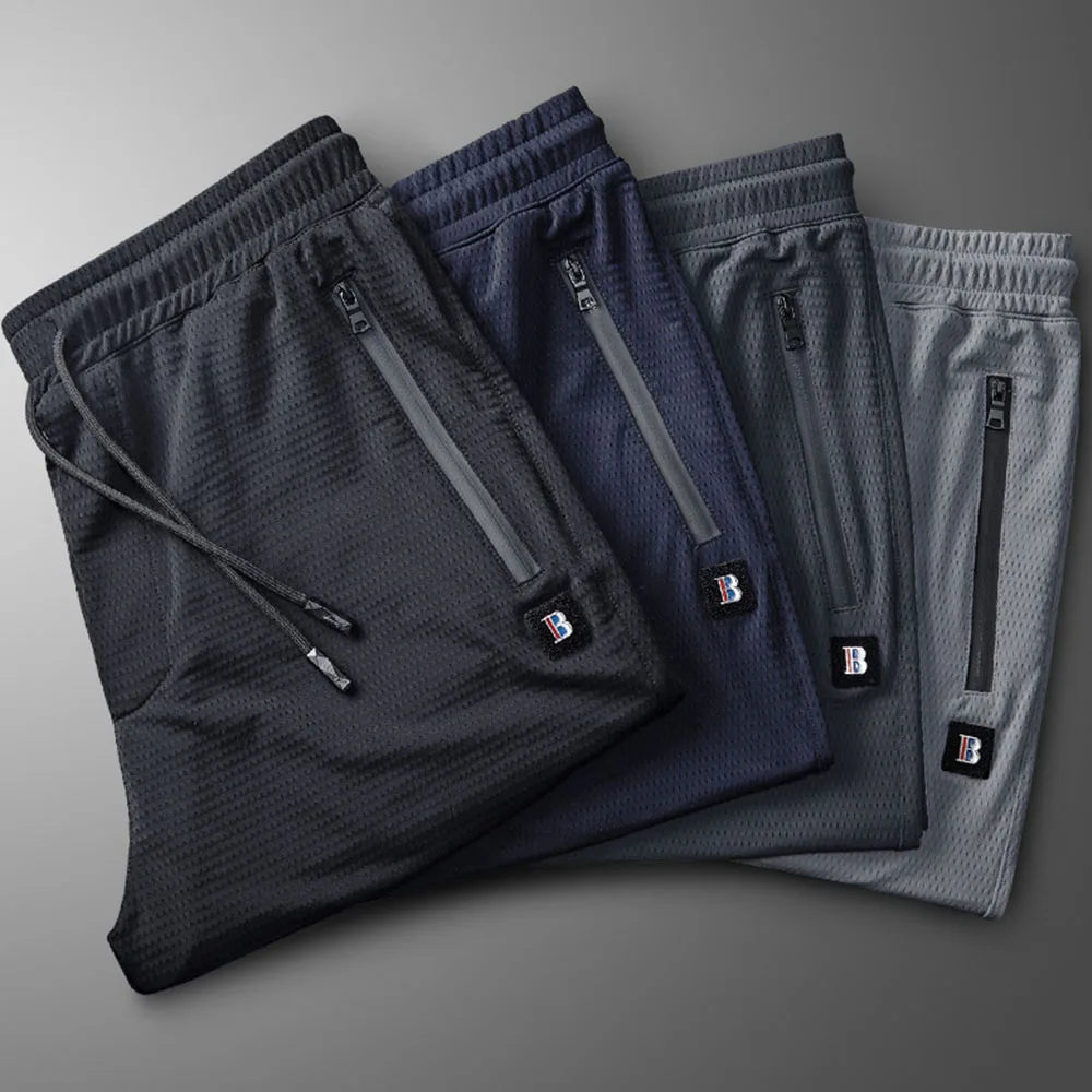 2021 New Hot Style Men Casual Summer Handsome Trend Style Fashion Big Pants Ice Silk Quick Drying Pants Five Point Beach Shorts
2021 New Hot Style Men Casual Summer Handsome Trend Style Fashion Big Pants Ice Silk Quick Drying Pants Five Point Beach Shorts