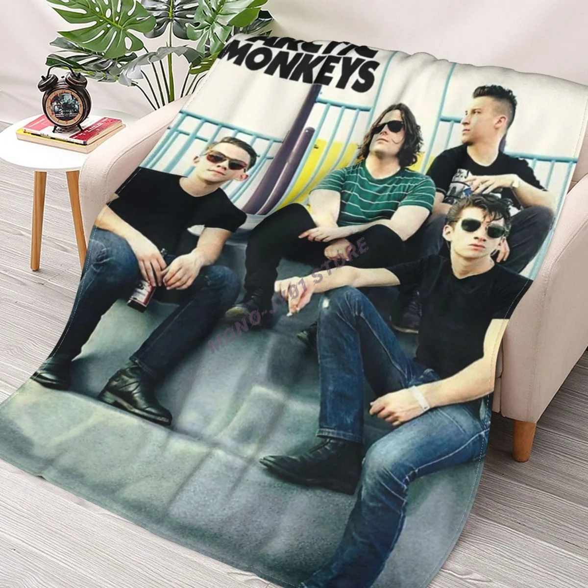 Alex And Indie Cool Band Throw Blanket Sherpa Blanket cover Bedding soft Blankets
Alex And Indie Cool Band Throw Blanket Sherpa Blanket cover Bedding soft Blankets