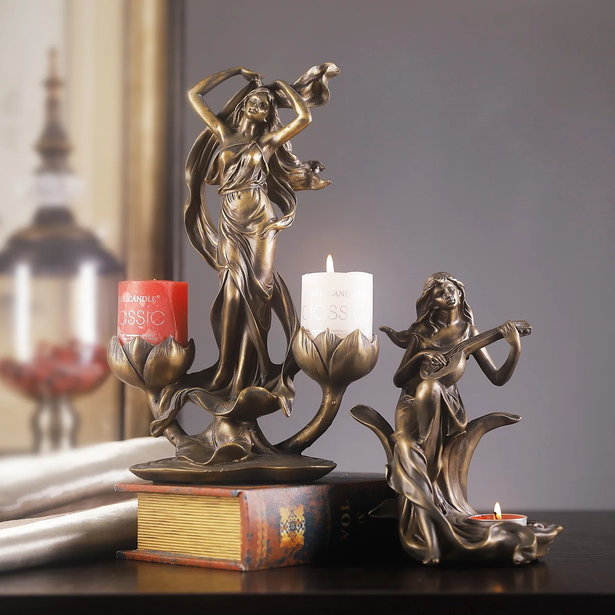 Girls Candlestick Decoration Nordic European Vintage Aromatherapy Candlestick Candlelight Romantic Evening Restaurant Cafe Props
Girls Candlestick Decoration Nordic European Vintage Aromatherapy Candlestick Candlelight Romantic Evening Restaurant Cafe Props