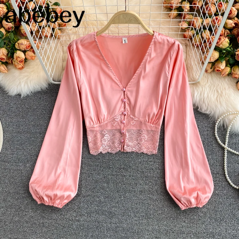 2021 New Summer Spring Sweet V-neck puff sleeve Shirt high waist pleated lace patchwork single breasted short Shirt Top
2021 New Summer Spring Sweet V-neck puff sleeve Shirt high waist pleated lace patchwork single breasted short Shirt Top