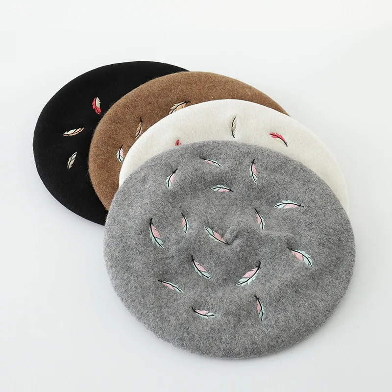 01910-HH0101 winter wool Colorful leaf embroidery lady beret cap women leisure painter hat
01910-HH0101 winter wool Colorful leaf embroidery lady beret cap women leisure painter hat