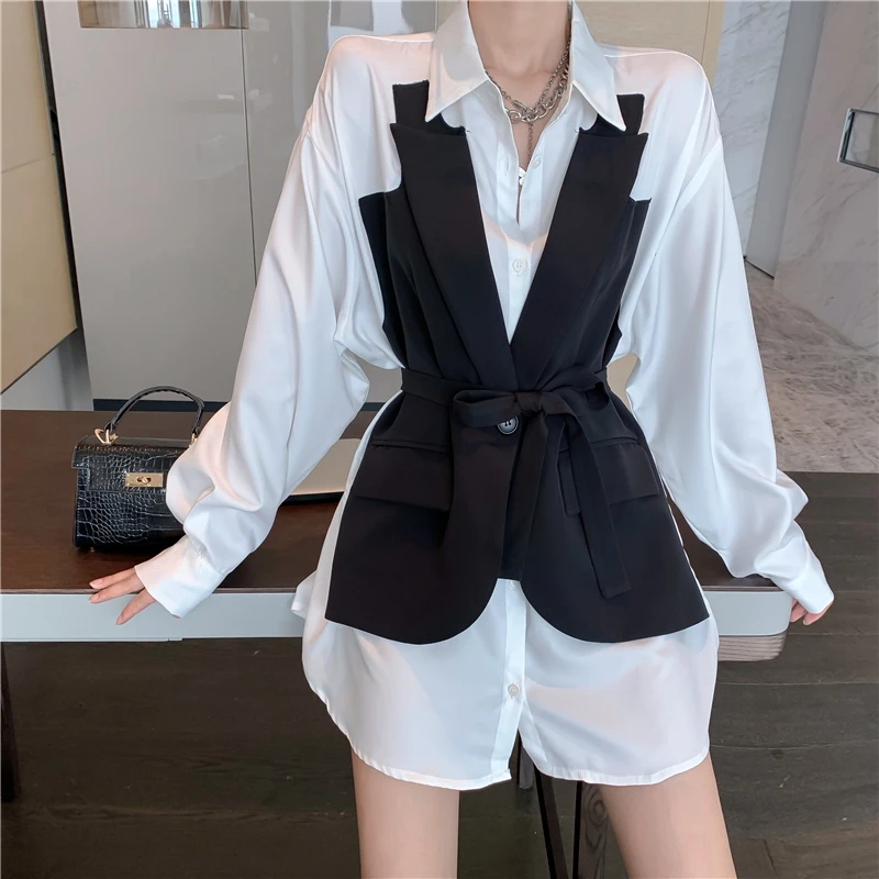 Fashionable new style contrast color shirt design sense small crowd fake two pieces of dark style slim fitting shirt
Fashionable new style contrast color shirt design sense small crowd fake two pieces of dark style slim fitting shirt