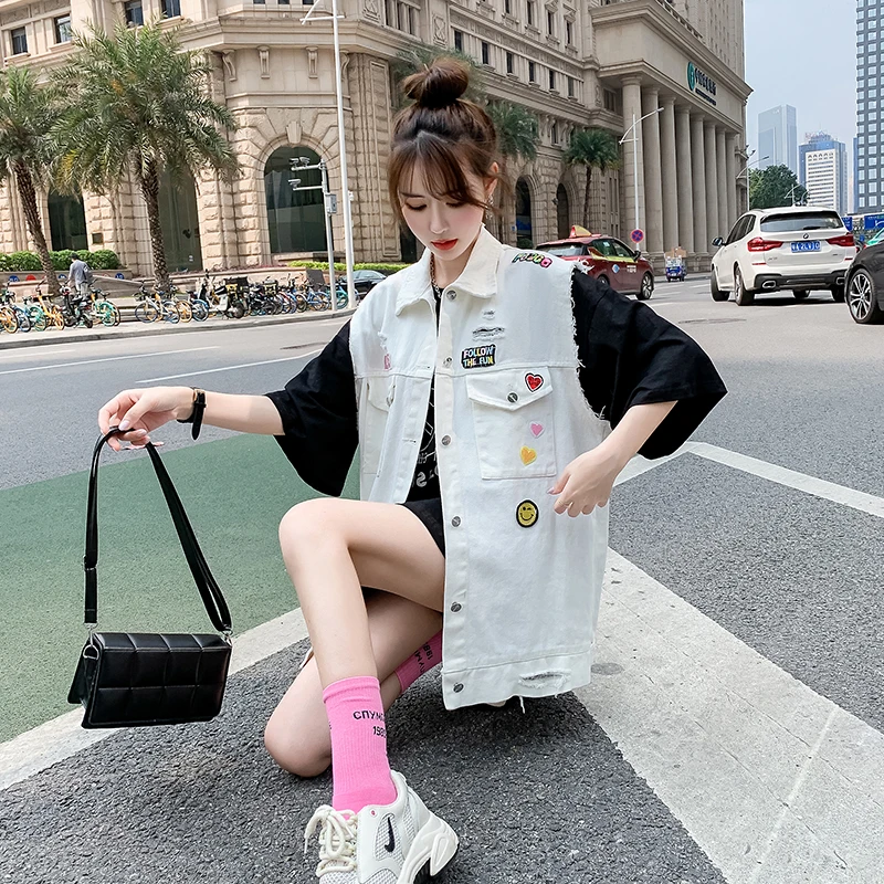 Spring Denim Vest Women Autumn Plus Size Denim Vest Sleeveless Waistcoat Students Casual Tops Jeans Jackets Korean Fashion
Spring Denim Vest Women Autumn Plus Size Denim Vest Sleeveless Waistcoat Students Casual Tops Jeans Jackets Korean Fashion
