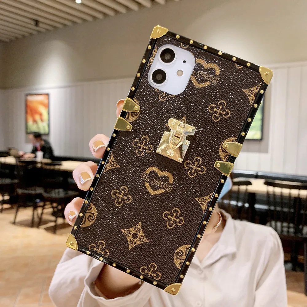 Luxury Fashion Square Flower Leather Phone Case For Iphone 12 Mini 11 Pro X XR XS MAX 7 8 6S Plus Wrist Bracket Back Cover
Luxury Fashion Square Flower Leather Phone Case For Iphone 12 Mini 11 Pro X XR XS MAX 7 8 6S Plus Wrist Bracket Back Cover